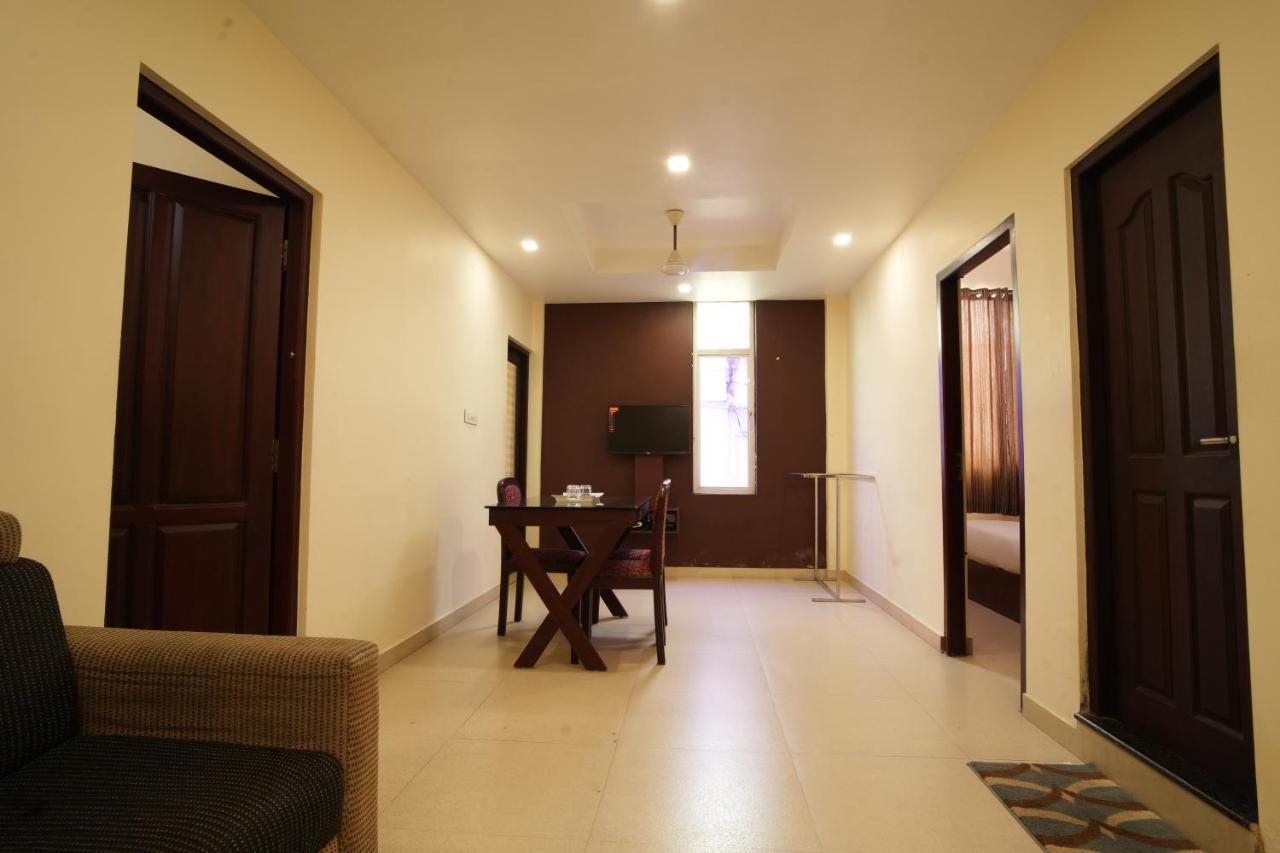K V Suites Kochi Ngoại thất bức ảnh