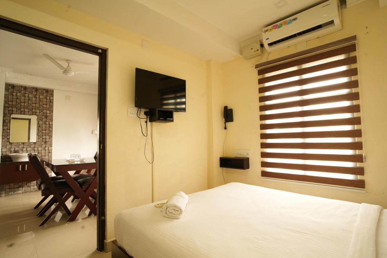 K V Suites Kochi Ngoại thất bức ảnh