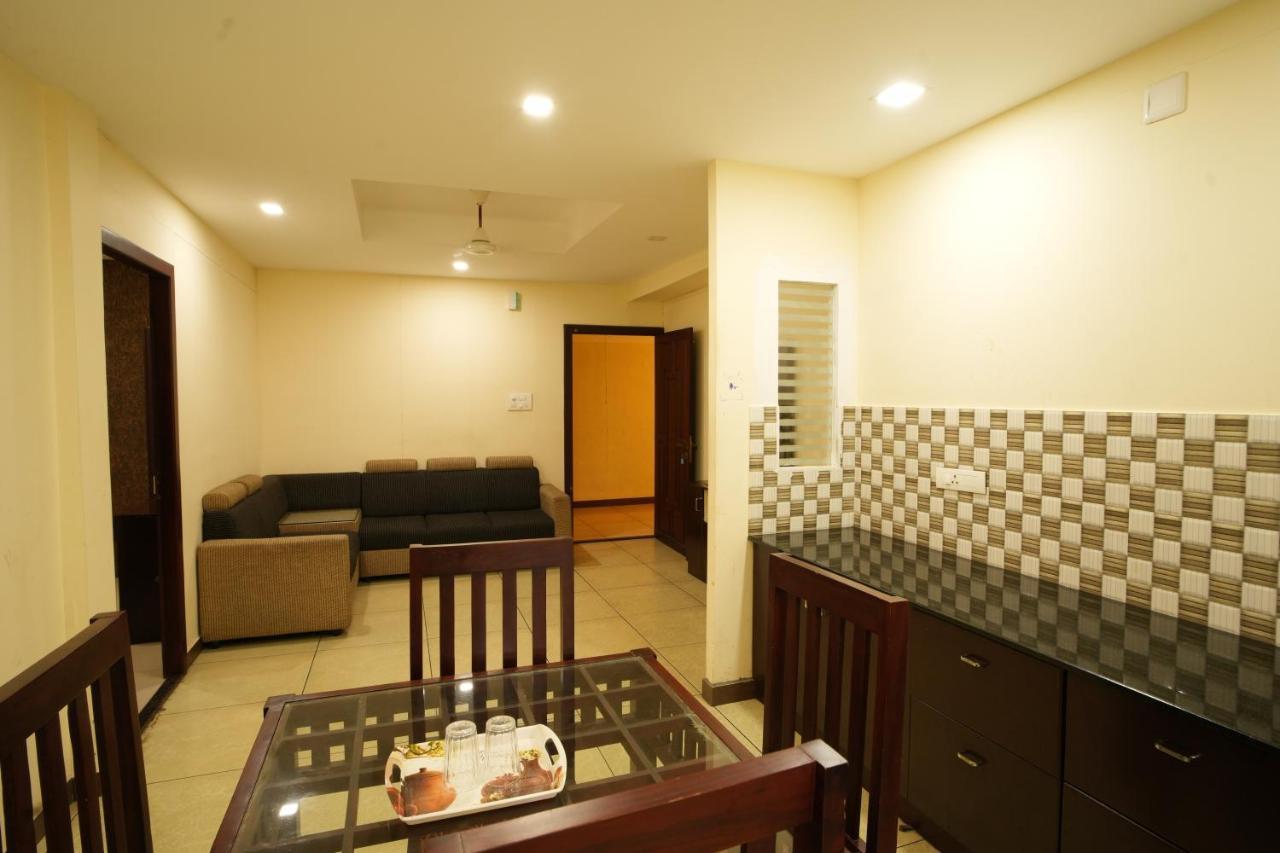 K V Suites Kochi Ngoại thất bức ảnh