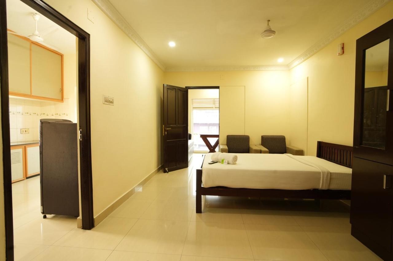 K V Suites Kochi Ngoại thất bức ảnh
