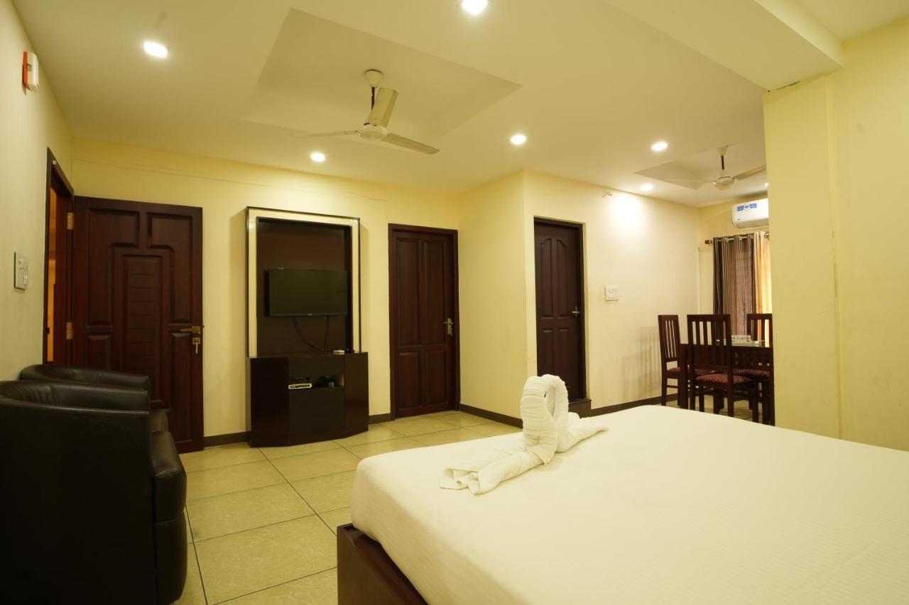 K V Suites Kochi Ngoại thất bức ảnh