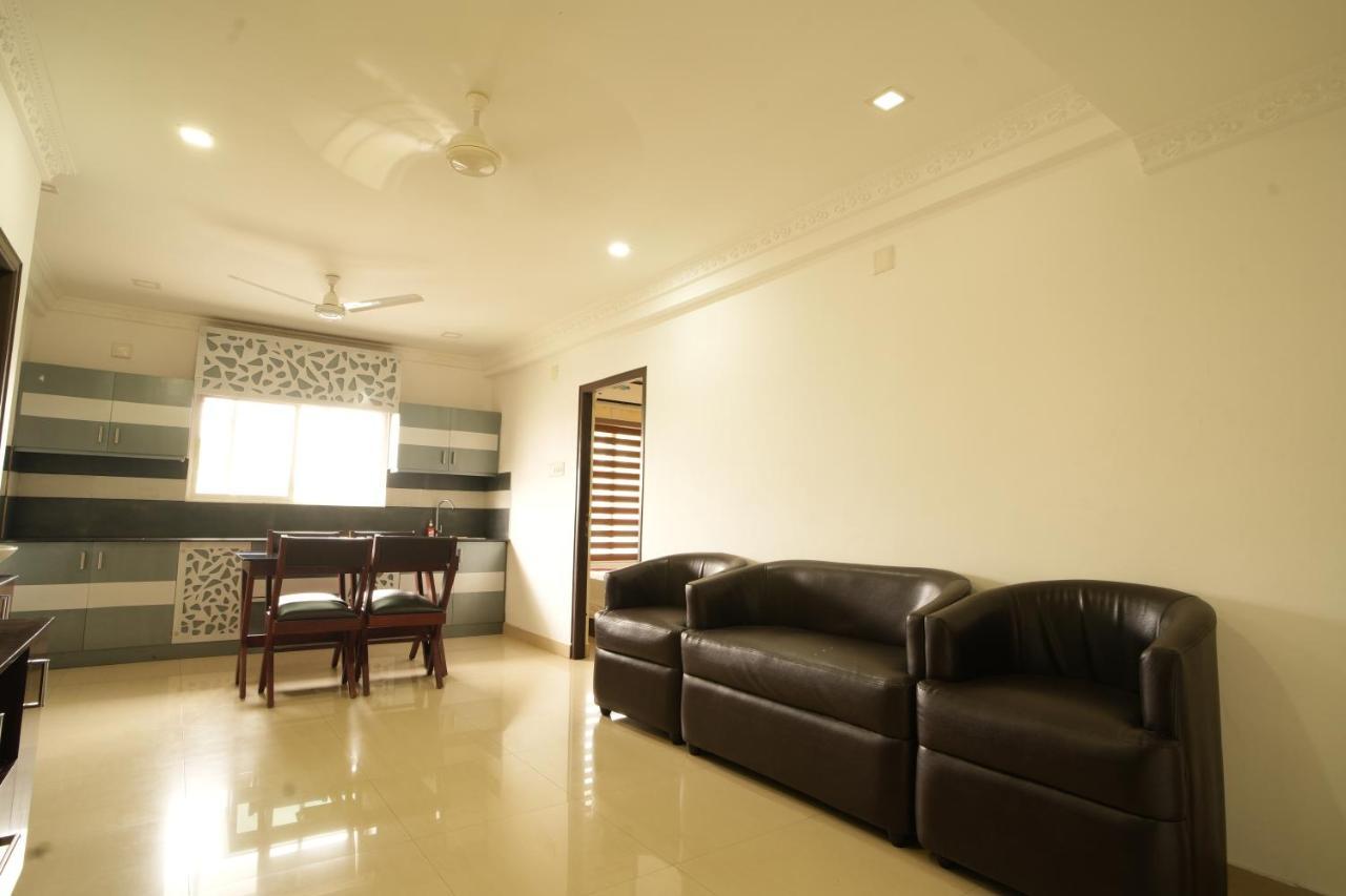 K V Suites Kochi Ngoại thất bức ảnh