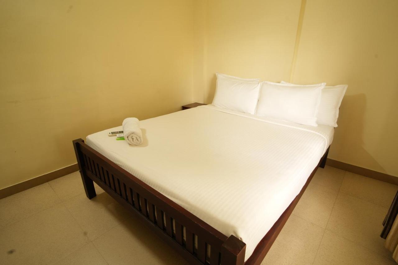 K V Suites Kochi Ngoại thất bức ảnh