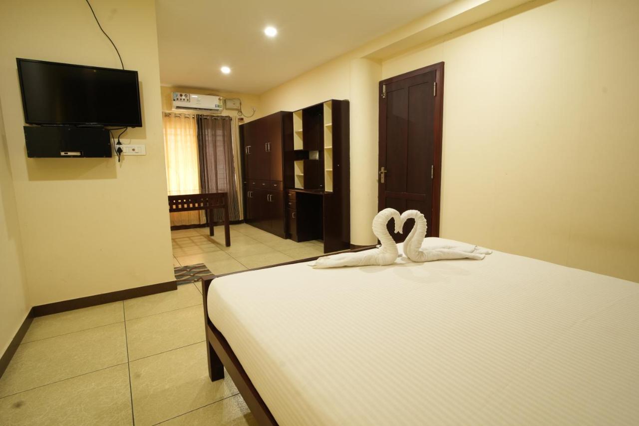 K V Suites Kochi Ngoại thất bức ảnh