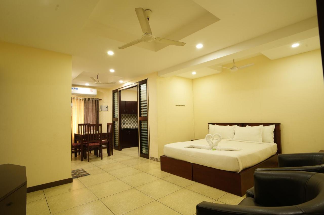 K V Suites Kochi Ngoại thất bức ảnh