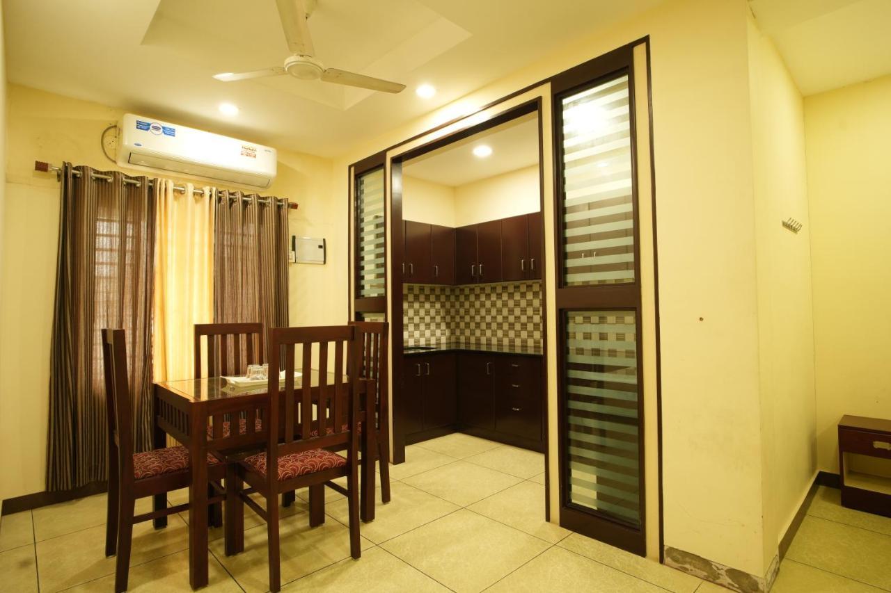 K V Suites Kochi Ngoại thất bức ảnh