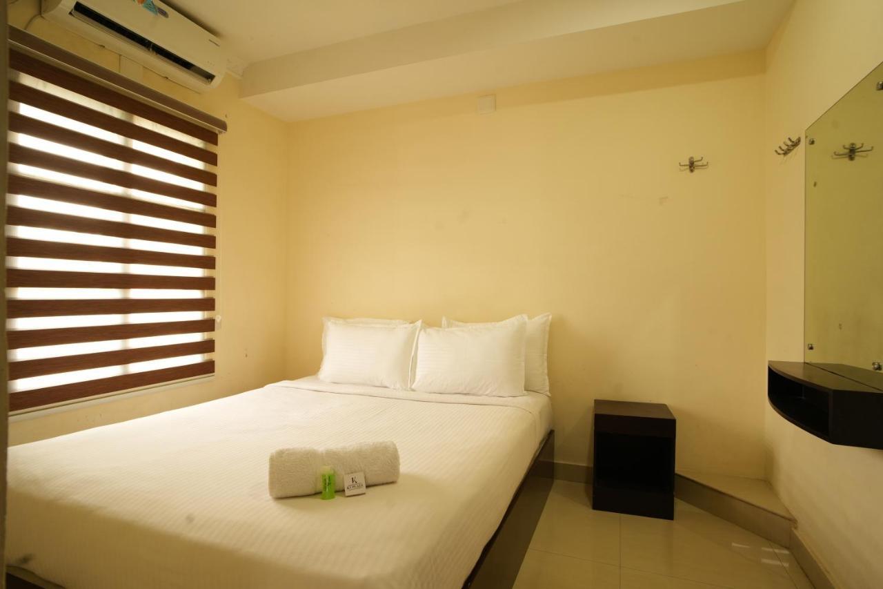K V Suites Kochi Ngoại thất bức ảnh